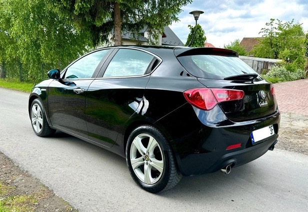 Alfa Romeo Giulietta cena 19900 przebieg: 290100, rok produkcji 2011 z Kraków małe 529